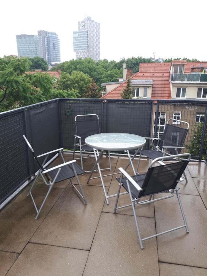 Utulny Apartman V Bratislava 15 外观 照片