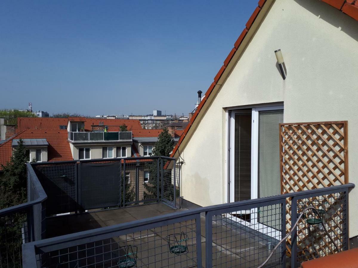 Utulny Apartman V Bratislava 15 外观 照片